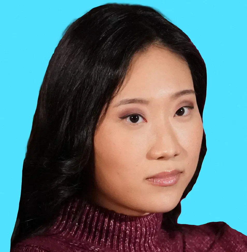 Photo of Carrie, played by Tina Jung